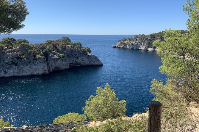 Cassis National Park E-Mountain Bike Experience with Virtual Guide - Staff help can make a real difference