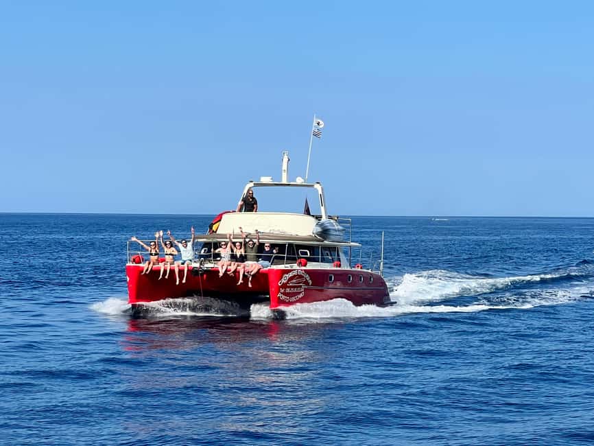 Catamaran cruise to the Lavezzi Islands - Cavallo Island provides a quick look at the celebrity side of the coast