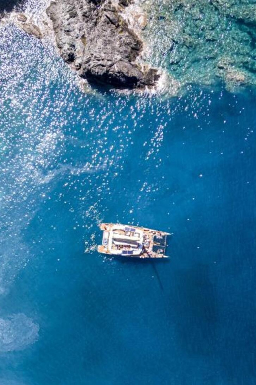 Catamaran day excursion - Who will enjoy Bella Vita most?
