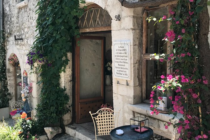 Certified tour guide-Most Exhaustive French Riviera private tour - Eze: a steep village with a wide view