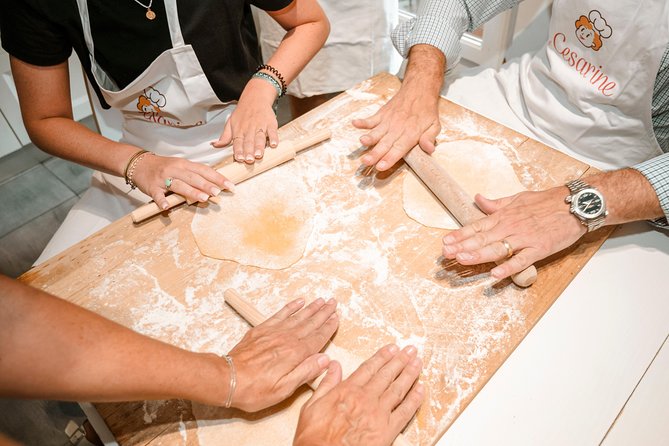 Cesarine: Small group Pasta and Tiramisu class in Montepulciano - Making pasta by hand, from dough to shape