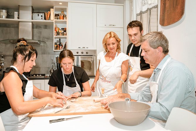 Cesarine: Small group Pasta and Tiramisu class in Montepulciano - Tiramisu and the sweet finish