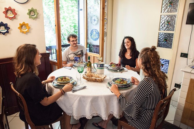 Cesarine: Small group Pasta and Tiramisu class in Montepulciano - The hosts make the difference