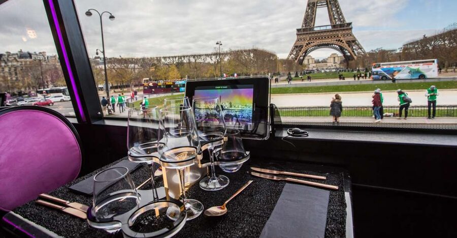 Champs Elysées Bus Toqué Lunch w/ a Glass of Champagne - What happens during the 90-minute ride