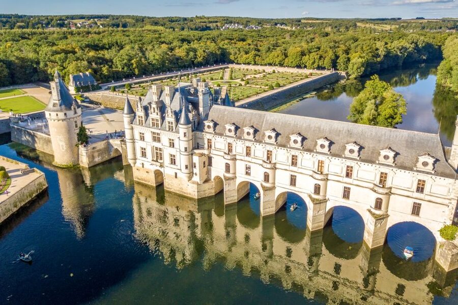 Chenonceau Castle Admission Ticket - Diane de Poitiers’ garden and Catherine de Medici’s garden