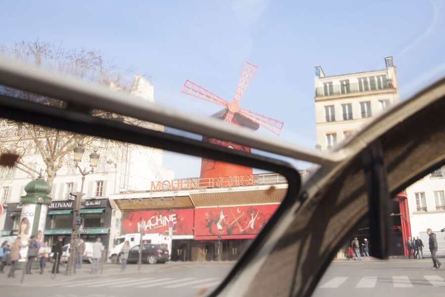 Classic, Romantic Paris: 3-Hour Vintage 2CV Tour - From Opéra Garnier to the Seine