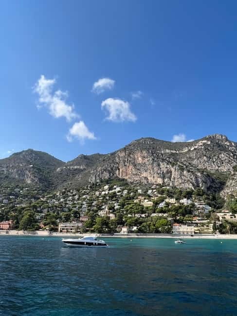 Coastal boat tour from Villefranche-Sur-Mer to Monaco - Finding the boat at Place Wilson