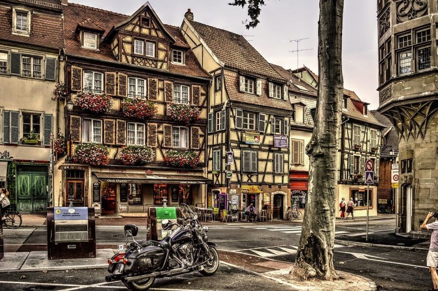 Colmar: Private Guided Walking Tour of the City Center - Starting at Place des Unterlinden