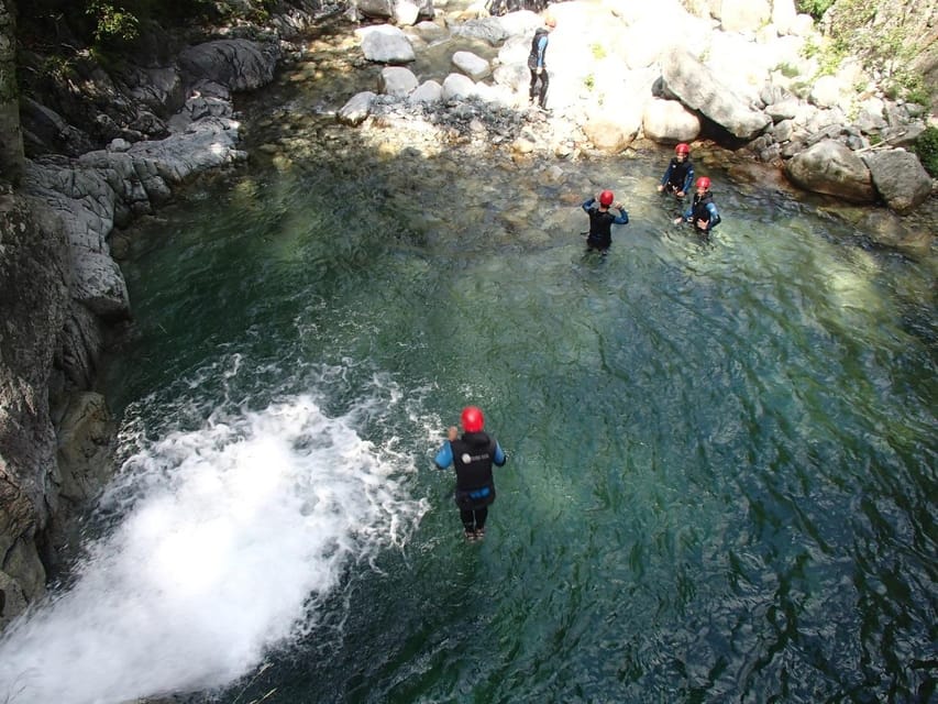 Corte Region: Fun Canyoning Verghellu - The 30-minute walk into the old pine forest