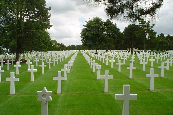 D-Day Beaches Shore Excursion from Le Havre with Packed Lunch - Pointe du Hoc puts the climb into perspective