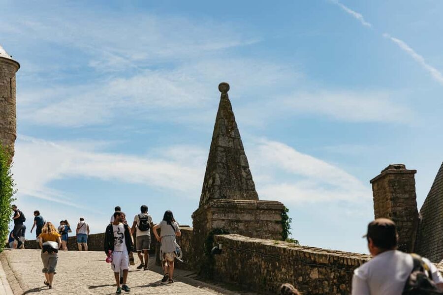Day Trip to Mont-Saint-Michel from Paris - Is the live guide worth choosing?