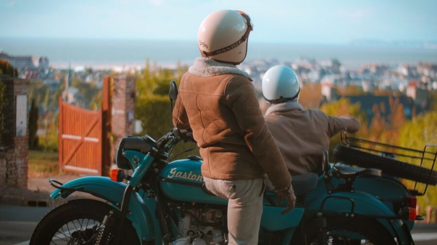 Deauville: Private Guided Tour by Vintage Sidecar - Deauville-La Touques Racecourse