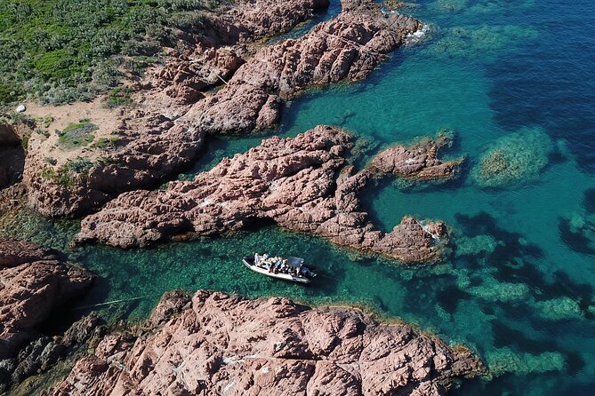 Departure from Saint-Raphaël - The creeks of Estérel - Île d’Or and the coves around Anthéor