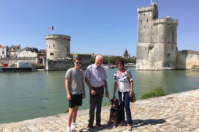Discover La Rochelle: Discovery Walking Tour of La Rochelle - City Hall and the cathedral quarter
