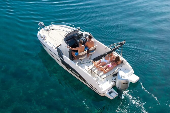 Discover the Lérins Islands and the Bay of Cannes by Private Boat - Leaving from Port Pierre Canto