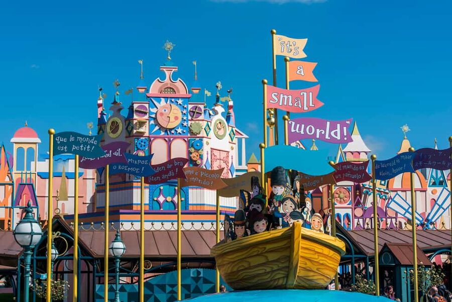 Disneyland® Paris Tickets and Shuttle Transport - A full day inside Disneyland Paris