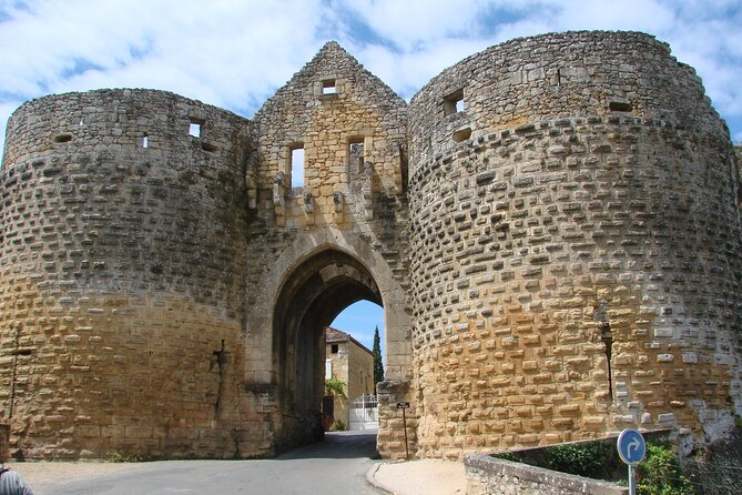 Dordogne Villages Half Day Tour from Sarlat - What the guide adds to the day