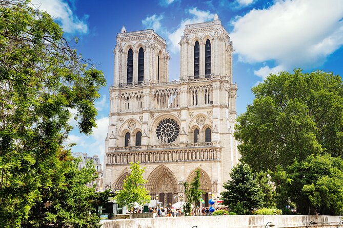 Early Access Paris Notre Dame Cathedral Walking Tour - Why this tour works best as a first look at central Paris