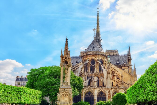 Early Access Paris Notre Dame Cathedral Walking Tour - The plaza, Charlemagne, and the modern flow of visitors
