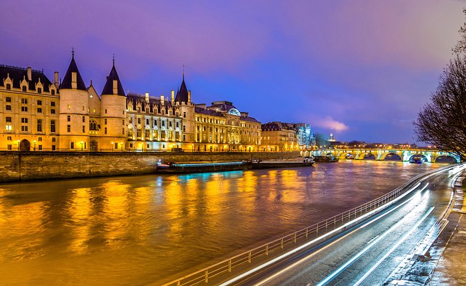 Eiffel Tower and City Tour by Bus with Seine River Cruise Option - Walking, queues, and practical comfort