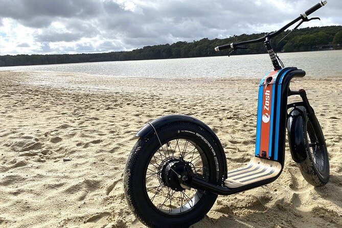 Electric scooter tour in Hossegor - The guides and the learning curve