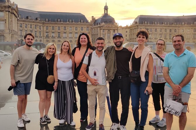Exclusive ! Discover Vibrant Bordeaux at Night :Night Tour! - Promenade Sainte Catherine and the long pedestrian route