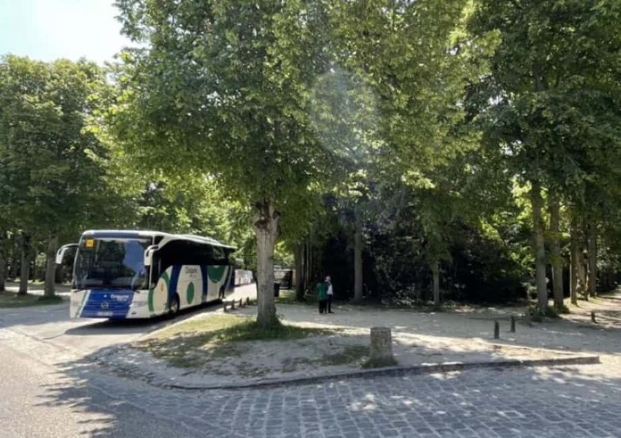 Excursion from Paris to Versailles Palace by Tootbus - The formal gardens and sprawling park