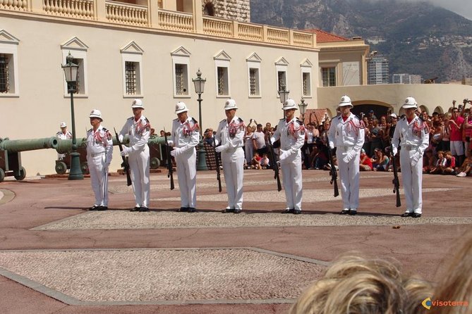 Excursion partagée Eze, Monaco & Monte Carlo from Nice - The Formula 1 circuit turns the drive into part of the tour