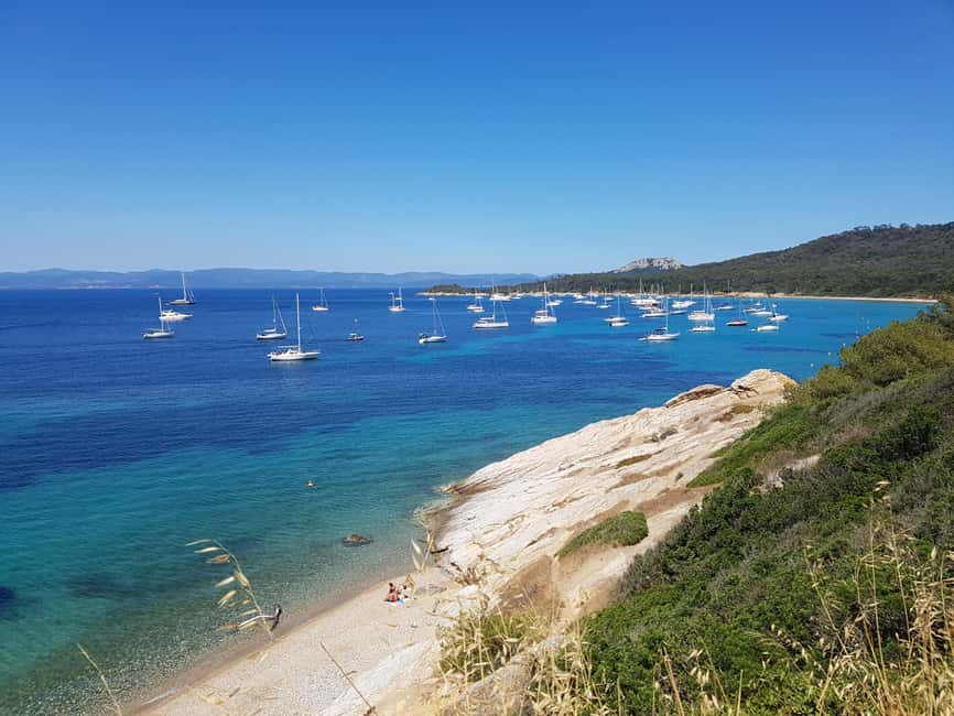 Excursion to Porquerolles Island from Bandol - Arriving at the marina and village