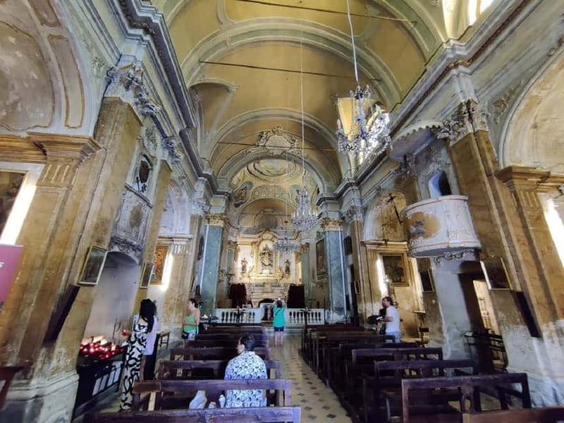 Èze: Walking Tour with a Local Guide - Notre-Dame de l’Assomption’s ochre interior