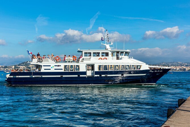 Ferry from Cannes to St Tropez - Lunch, shopping, and time by the water