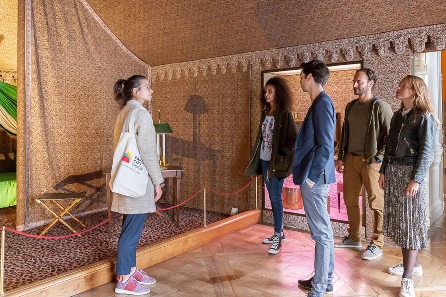 Fontainebleau & Vaux-le-Vicomte Châteaux Day Tour from Paris - How the timing affects your visit