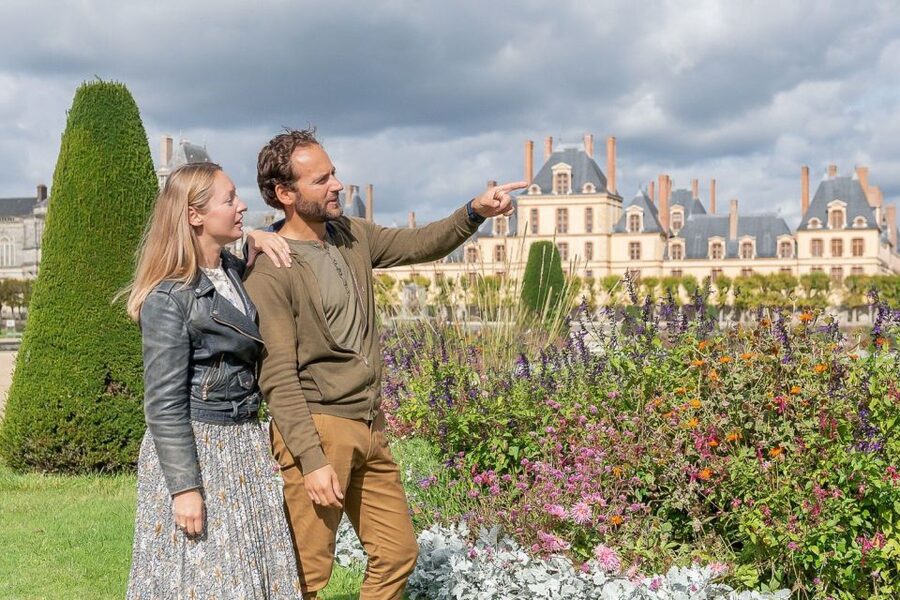 Fontainebleau & Vaux-le-Vicomte Châteaux Day Tour from Paris - Should you book it?