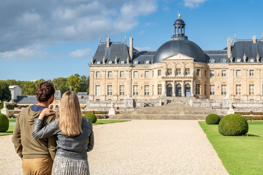 Fontainebleau & Vaux-le-Vicomte Châteaux Day Tour from Paris - Vaux-le-Vicomte and the Fouquet story