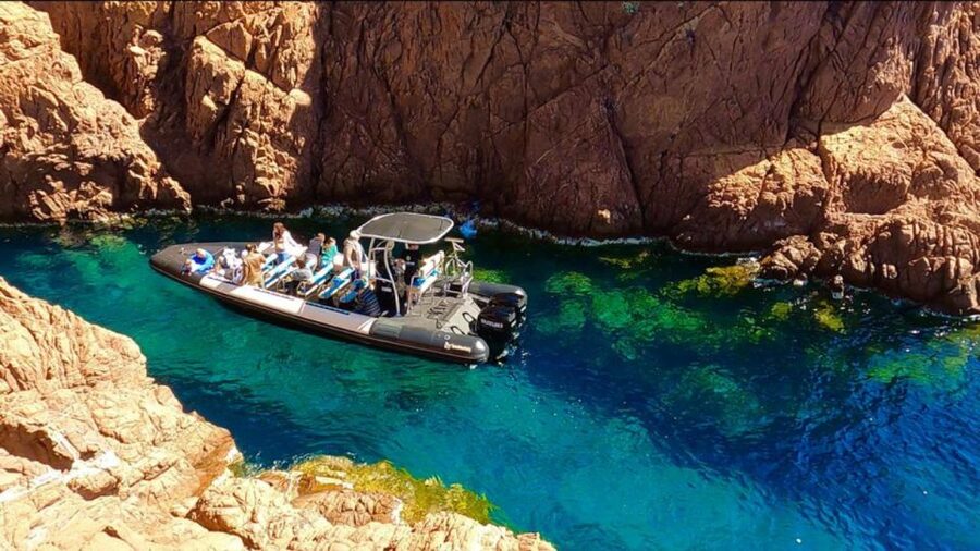Fréjus 2.5 Hours Sea Excursion by Boat - Guide service and the feel of the outing