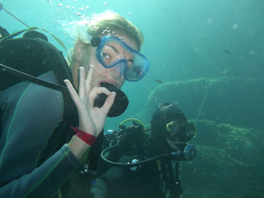 Fréjus: Diving Experience in Port-Fréjus with an Instructor - Leaving Port-Fréjus for the Estérel coast