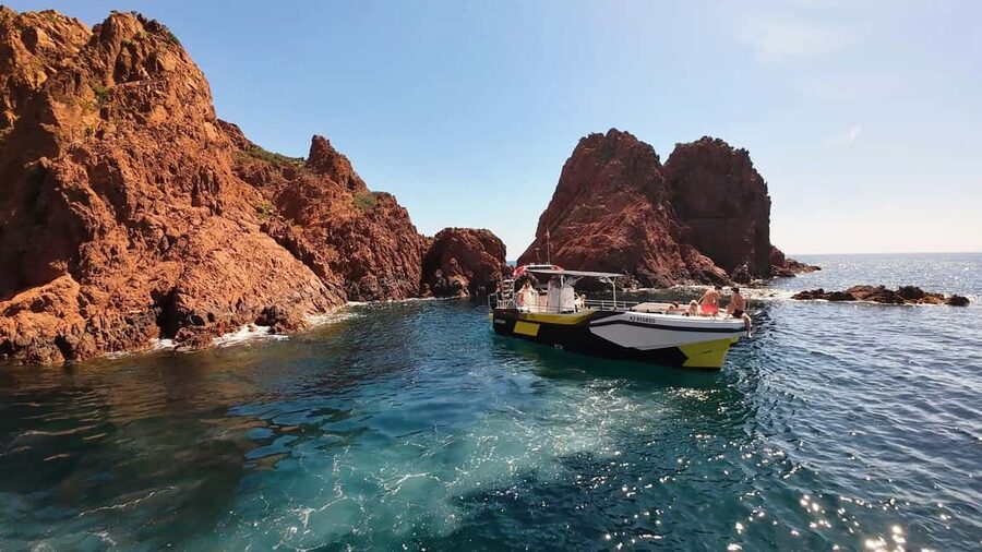 Fréjus: Sea and Creeks Boat Tour with Snorkeling and Drinks - Why the Estérel coast is best seen by boat
