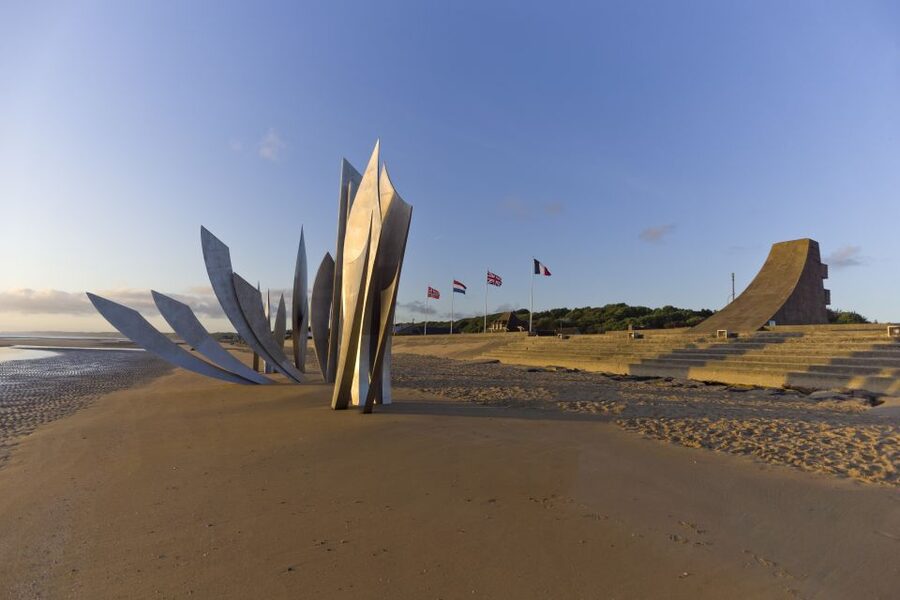 From Bayeux: American D-Day Sites in Normandy Half-Day Tour - The Normandy American Cemetery: allow the hour