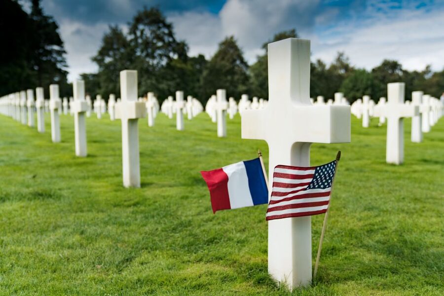 From Bayeux: D-Day American Beaches and US Airborne Day Tour - Starting from Place de Québec