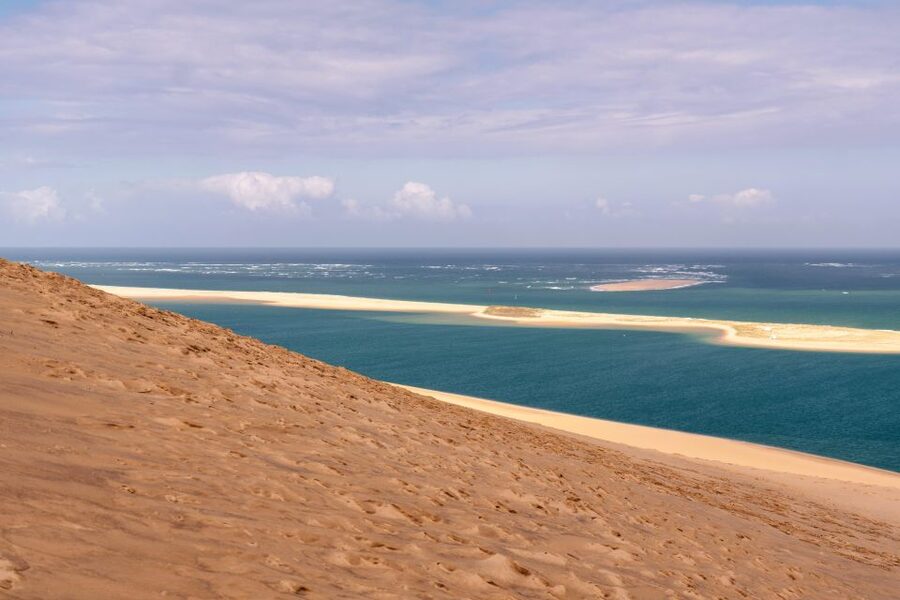 From Bordeaux: Arcachon Bay Full Day Tour and Oyster Lunch - Who should take this tour?