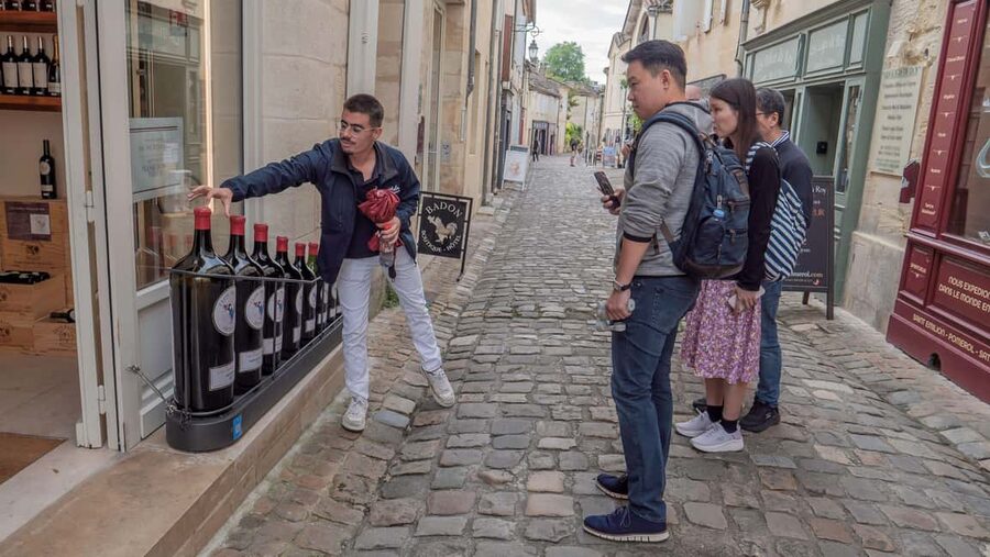 From Bordeaux: St-Emilion Day Tour with Tastings and Lunch - Leaving Bordeaux for Saint-Émilion