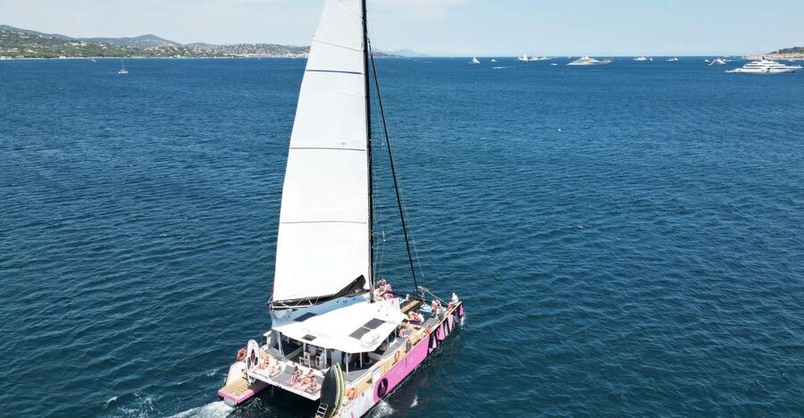 From Concarneau or Port la Forêt: Evening 2 hours navigation - Families, first-time sailors, and comfort on board
