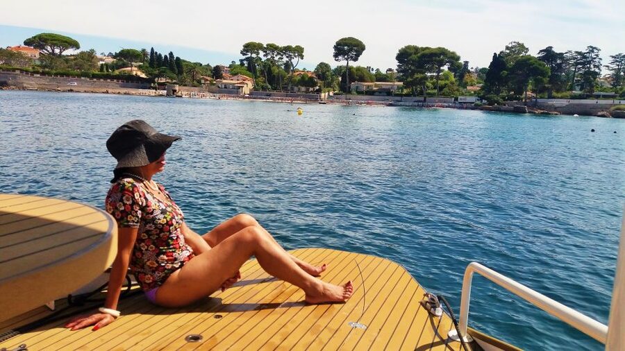 From Juan les Pins: Private French Riviera Solar Boat Cruise - A guide-led view rather than a simple boat ride