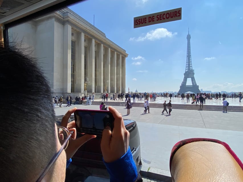 From London: Paris Day Trip with Lunch on Eiffel Tower - Free time near the Louvre and central Paris