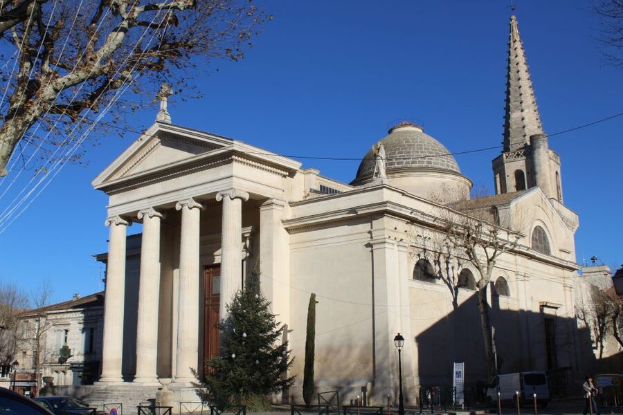 From Marseille: Arles, Les Baux & Saint-Rémy Full-Day Tour - How the $182 price works