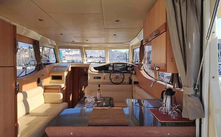 From Marseille: Calanques National Park Eco Boat Cruise - How comfortable is the boat?
