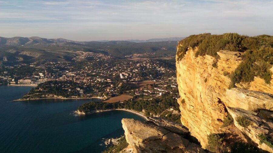 From Marseille: Cassis & Aix-en-Provence Half-Day Tour - Why this Cassis and Aix combination works