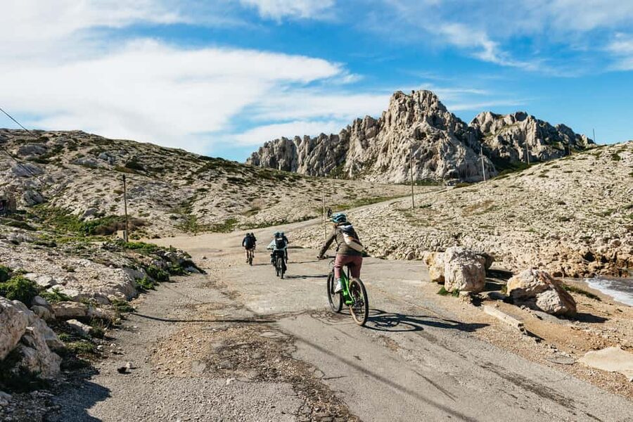 From Marseille: Guided E-Bike Tour to Calanque de Sormiou - How difficult is this e-bike tour?