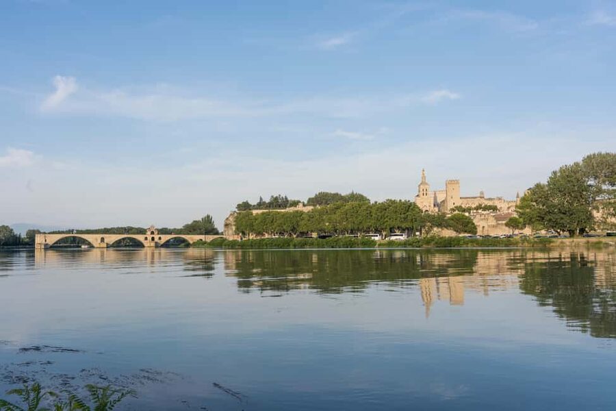 From Marseille: Provence Sightseeing Tour and Wine Tasting - Is $199 good value?