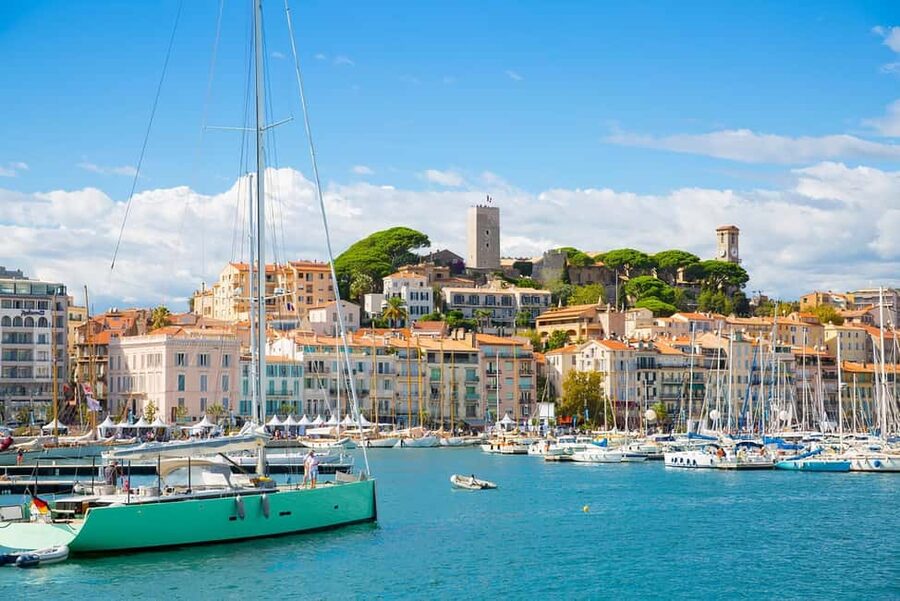 From Nice: Cannes, Saint Paul de Vence and Wine Tasting - Cannes: a short walk along the Croisette